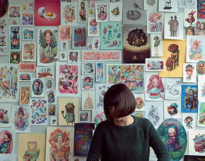 Анастасия Волочкова, Мария Янковская ('Сигма-бой') и Татьяна Ким в необычных кедах приняли участие в ПМЭФ-2025